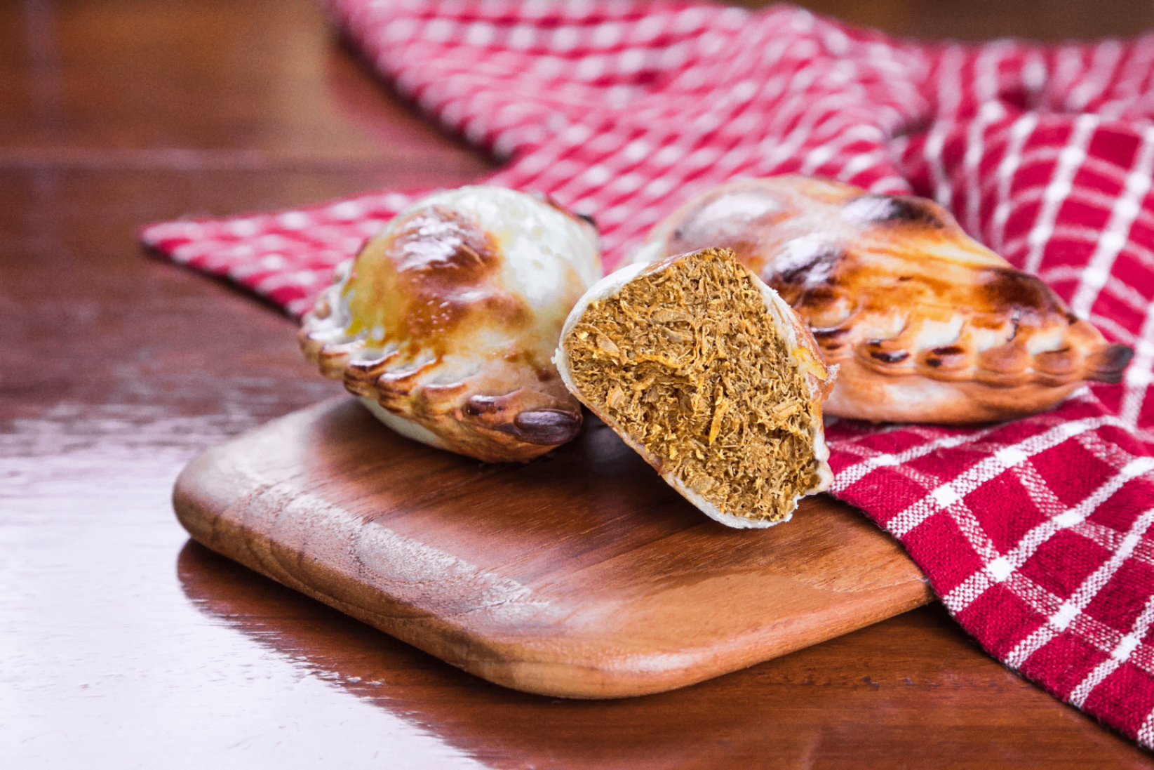 Empanada de Costelinha com Barbecue